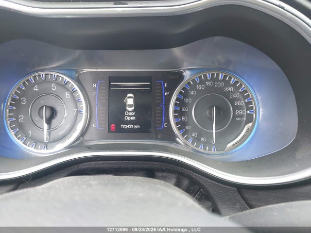 Chrysler 200 Limited 2015 1C3CCCAG9FN740468 Image 7