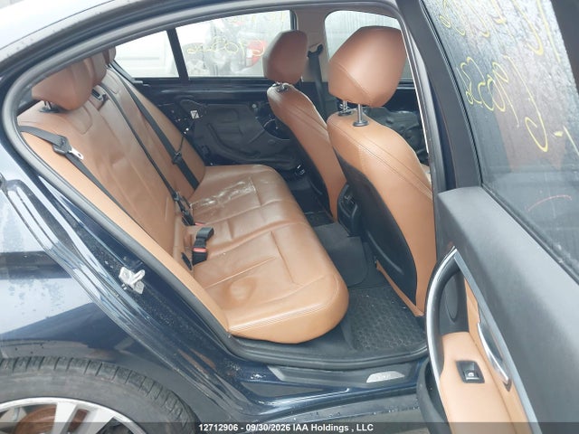 BMW 320i Xdrive 2016 WBA8A3C58GK690536 Image 8