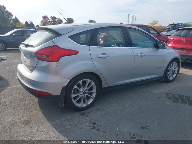 Продажа на аукционе авто 2018 Ford Focus, vin: 1FADP3R41JL296933, номер лота: 12712927