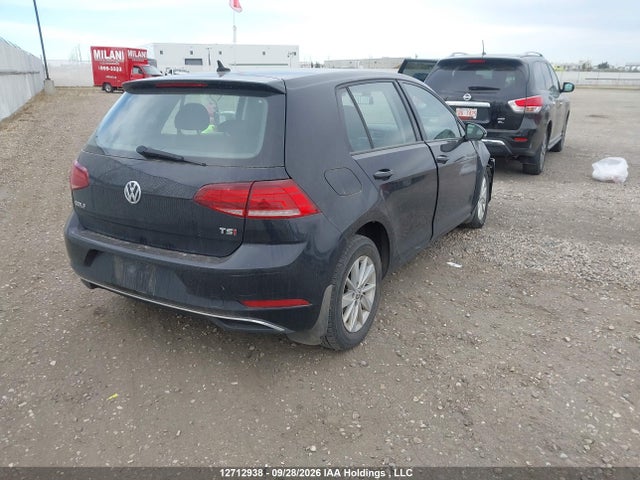 12712938 :رقم المزاد ، 3VWG17AU2JM290226 vin ، 2018 Volkswagen Golf S/se مزاد بيع
