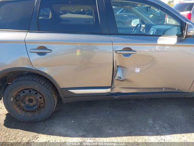 Mitsubishi Outlander Se/sel 2016 JA4JZ3AX3GZ610062 Image 6