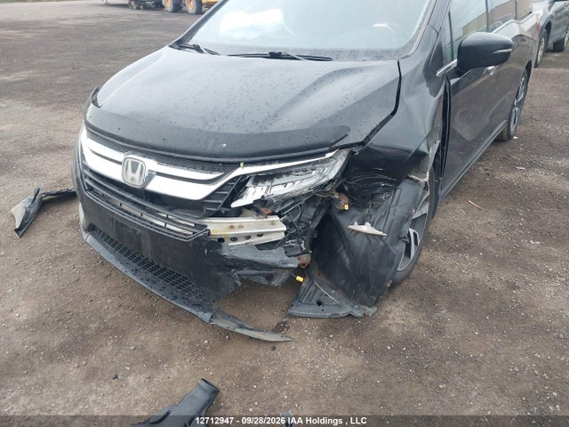 Honda Odyssey Touring 2018 5FNRL6H85JB500167 Image 6