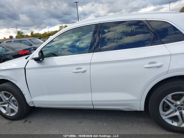 Audi Q5 2023 WA1ABAFY7P2176828 Image 15
