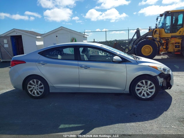 12712959 :رقم المزاد ، 5NPDH4AE8DH186469 vin ، 2013 Hyundai Elantra Gls/limited مزاد بيع