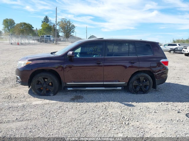 Продажа на аукционе авто 2013 Toyota Highlander, vin: 5TDBK3EH5DS239937, номер лота: 12712976