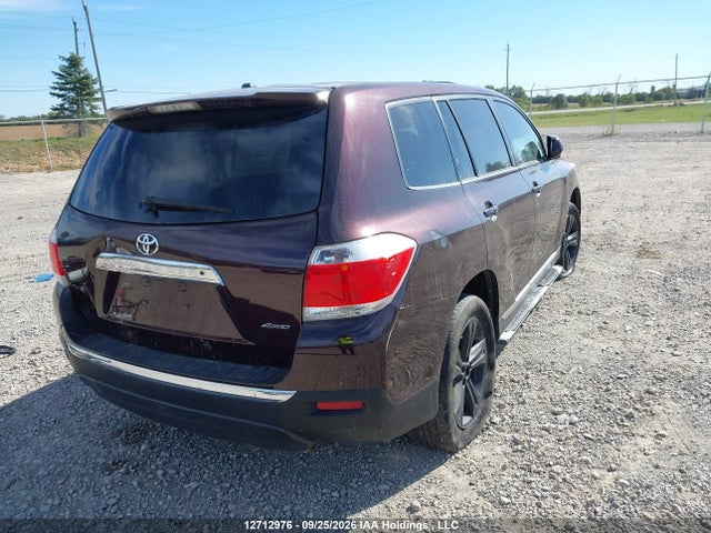 Продажа на аукционе авто 2013 Toyota Highlander, vin: 5TDBK3EH5DS239937, номер лота: 12712976