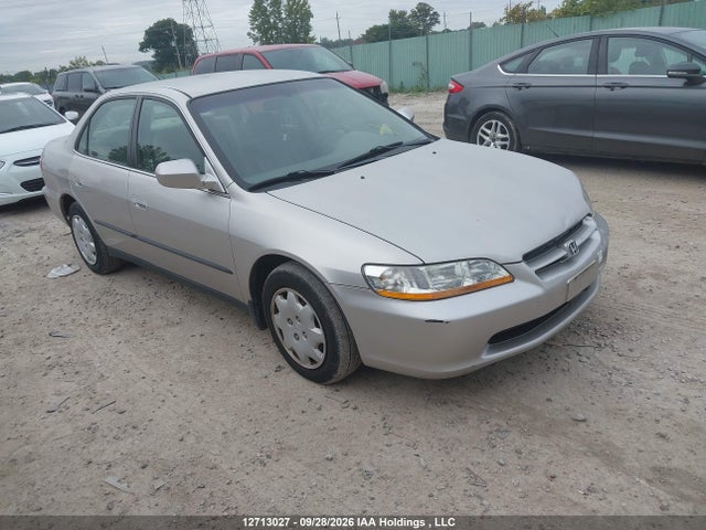 12713027 :رقم المزاد ، 1HGCG5641XA803275 vin ، 1999 Honda Accord Lx مزاد بيع