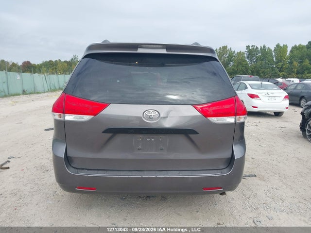 Aukcja sprzedaży 2014 Toyota Sienna 7 Passenger, vin: 5TDZK3DC9ES432842, numer aukcji: 12713043