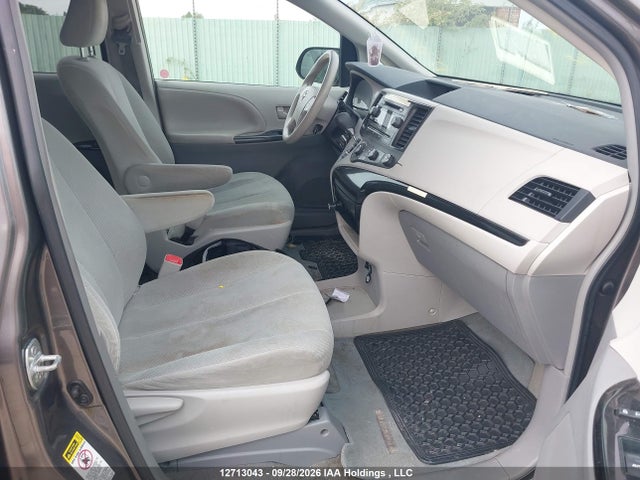 Aukcja sprzedaży 2014 Toyota Sienna 7 Passenger, vin: 5TDZK3DC9ES432842, numer aukcji: 12713043