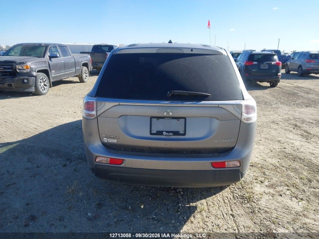 Mitsubishi Outlander Es 2014 JA4AD2A32EZ600707 Image 16