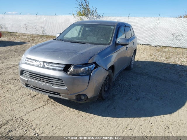 Mitsubishi Outlander Es 2014 JA4AD2A32EZ600707 Image 2
