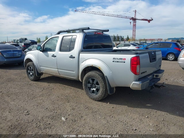 12713089 :رقم المزاد ، 1N6AD07W55C429723 vin ، 2005 Nissan Frontier Crew Cab Le/se/off Road مزاد بيع