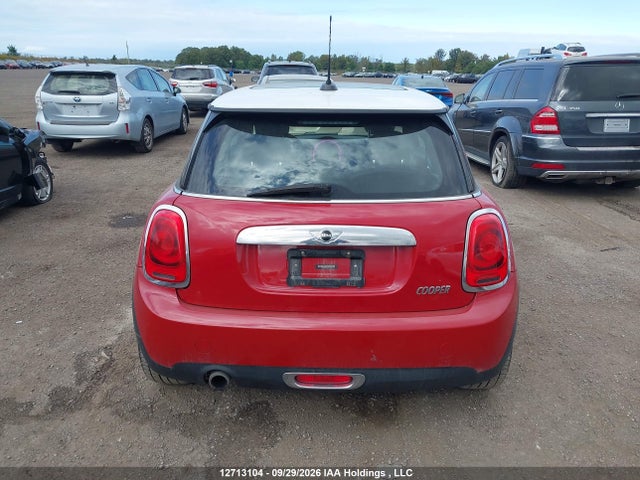 Mini 3 Door Cooper 2016 WMWXP5C53G3B14842 Image 16