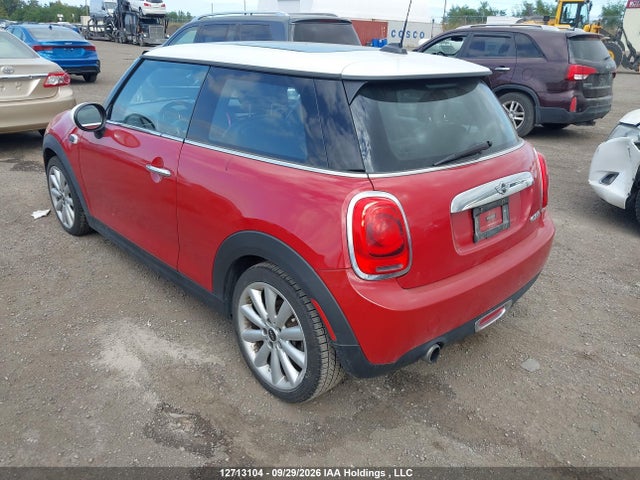 Mini 3 Door Cooper 2016 WMWXP5C53G3B14842 Image 3