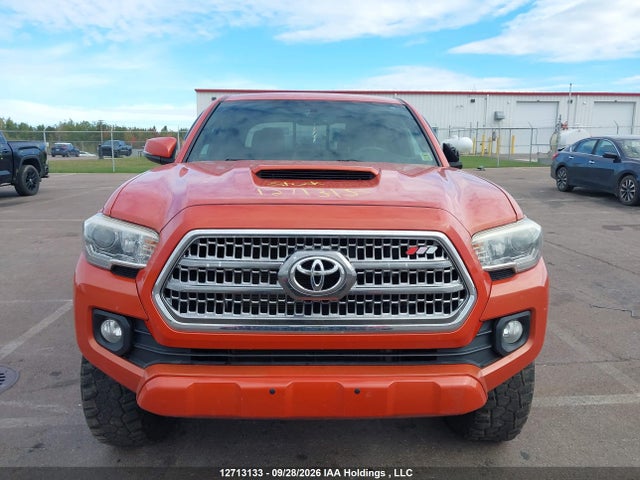 Aukcja sprzedaży 2016 Toyota Tacoma Sr5, vin: 5TFDZ5BNXGX011232, numer aukcji: 12713133