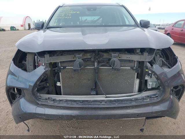 Toyota Highlander Limited 2022 5TDDZRBH0NS225893 Image 6