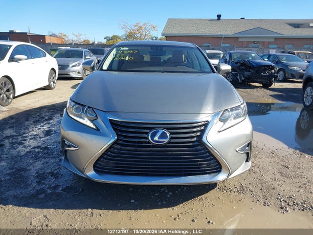12713197 :رقم المزاد ، JTHBW1GG1G2107250 vin ، 2016 Lexus Es 300h 300h مزاد بيع