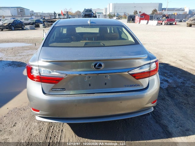 12713197 :رقم المزاد ، JTHBW1GG1G2107250 vin ، 2016 Lexus Es 300h 300h مزاد بيع