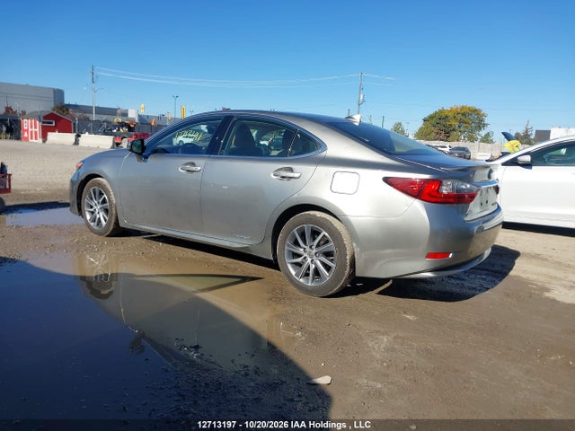 12713197 :رقم المزاد ، JTHBW1GG1G2107250 vin ، 2016 Lexus Es 300h 300h مزاد بيع