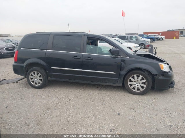 12713228 :رقم المزاد ، 2C4RC1BG7FR707593 vin ، 2015 Chrysler Town & Country Touring مزاد بيع