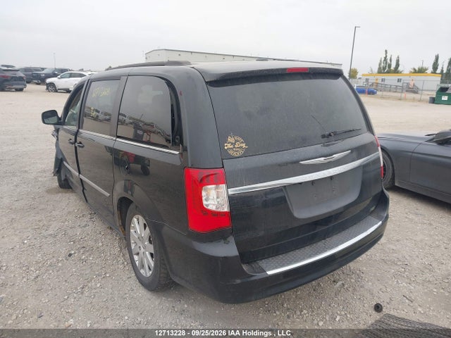 12713228 :رقم المزاد ، 2C4RC1BG7FR707593 vin ، 2015 Chrysler Town & Country Touring مزاد بيع