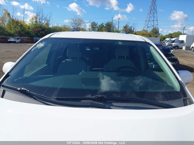 12713234 :رقم المزاد ، 5TDKZ3DC1JS959085 vin ، 2018 Toyota Sienna Le 8-passenger مزاد بيع