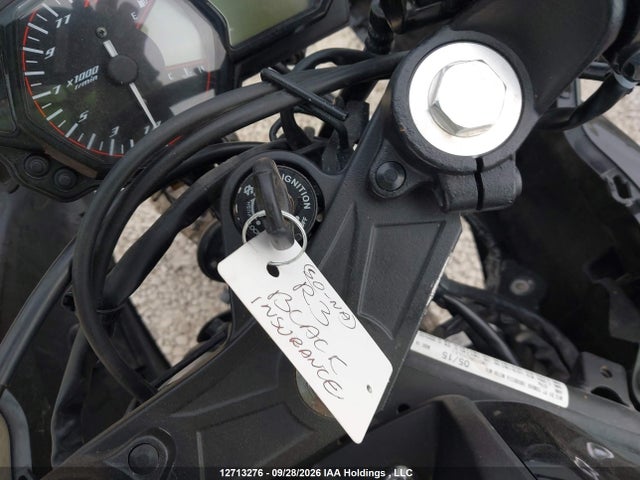 Yamaha YZFR3 2015 MH3RH06N3FK003153 Image 11