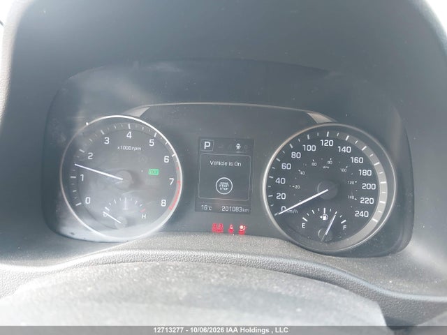 KMHD84LF1HU249716 Hyundai Elantra