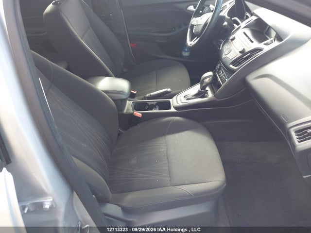 Ford FOCUS SE 2017 1FADP3F22HL233689 Image 5