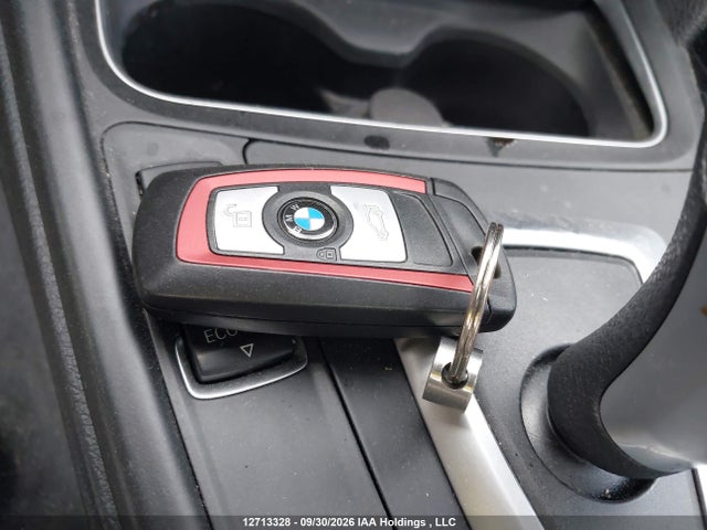12713328 :رقم المزاد ، WBA8D9C53JA616173 vin ، 2018 Bmw 330 Xi مزاد بيع