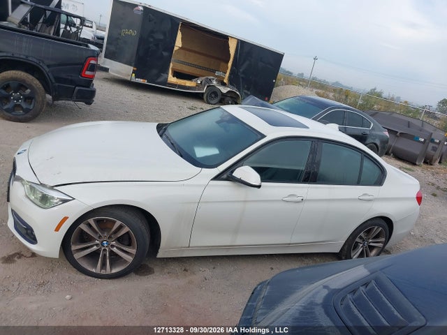 12713328 :رقم المزاد ، WBA8D9C53JA616173 vin ، 2018 Bmw 330 Xi مزاد بيع