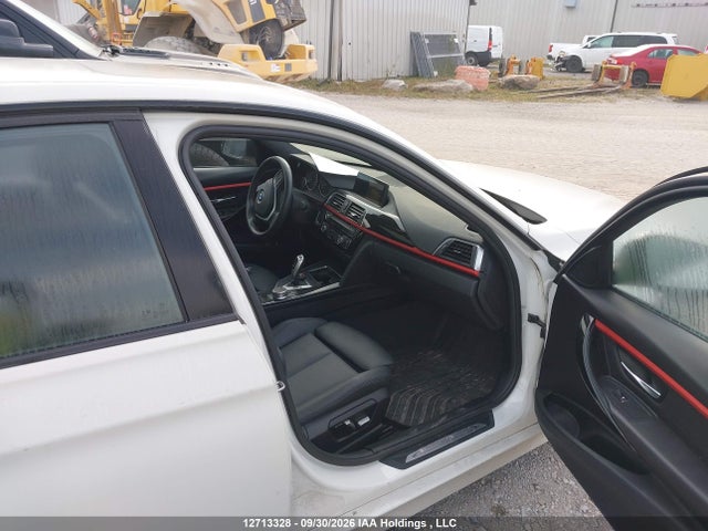 12713328 :رقم المزاد ، WBA8D9C53JA616173 vin ، 2018 Bmw 330 Xi مزاد بيع