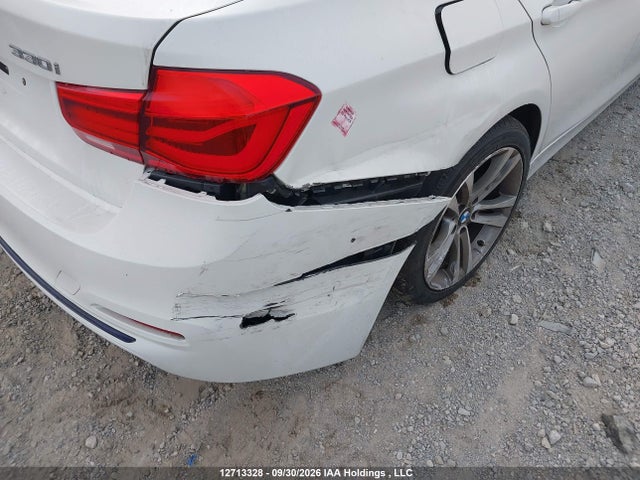 12713328 :رقم المزاد ، WBA8D9C53JA616173 vin ، 2018 Bmw 330 Xi مزاد بيع
