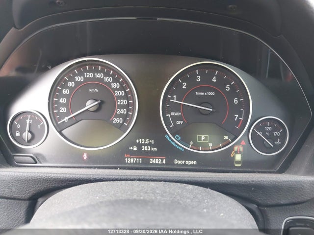 12713328 :رقم المزاد ، WBA8D9C53JA616173 vin ، 2018 Bmw 330 Xi مزاد بيع