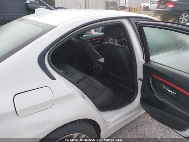 12713328 :رقم المزاد ، WBA8D9C53JA616173 vin ، 2018 Bmw 330 Xi مزاد بيع