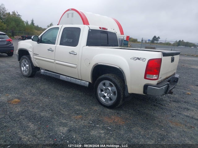 12713339 :رقم المزاد ، 3GTP2WE39BG195349 vin ، 2011 Gmc Sierra K1500 Slt مزاد بيع