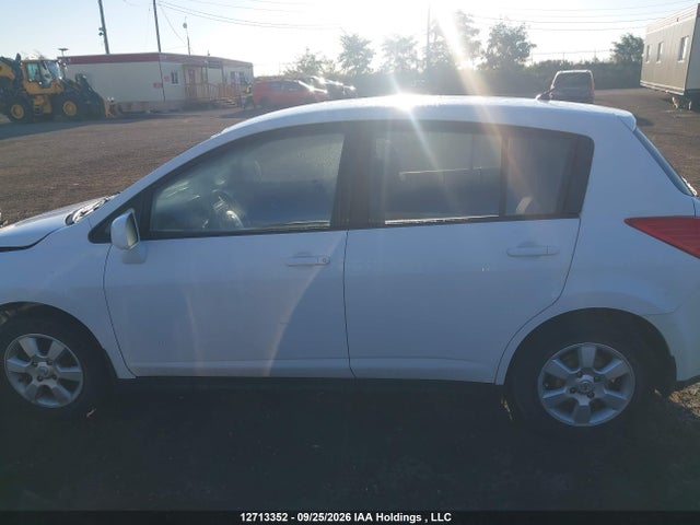 2009 Nissan Versa 1.8sl მანქანა იყიდება აუქციონზე, vin: 3N1BC13E29L487914, აუქციონის ნომერი: 12713352