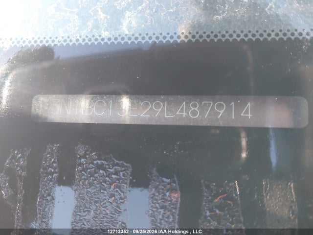 2009 Nissan Versa 1.8sl მანქანა იყიდება აუქციონზე, vin: 3N1BC13E29L487914, აუქციონის ნომერი: 12713352