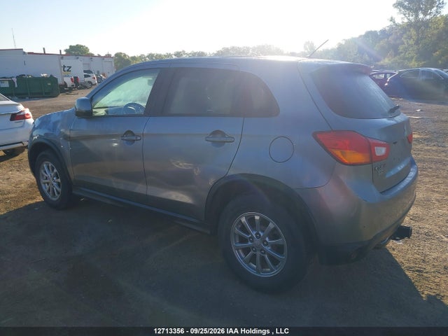12713356 :رقم المزاد ، JA4AJ3AU1GZ607299 vin ، 2016 Mitsubishi Rvr Se مزاد بيع