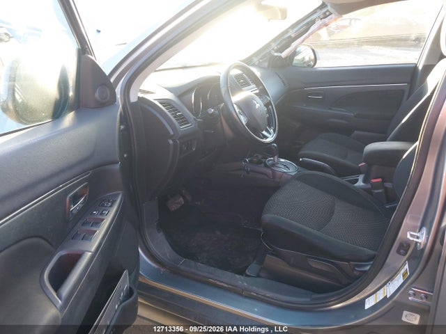 12713356 :رقم المزاد ، JA4AJ3AU1GZ607299 vin ، 2016 Mitsubishi Rvr Se مزاد بيع