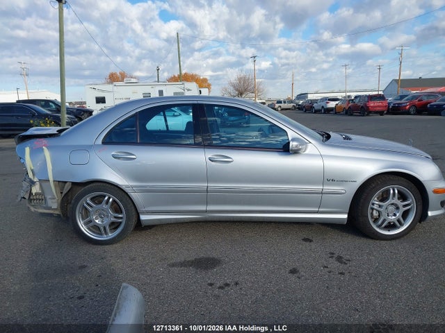 Продаж на аукціоні авто 2003 Mercedes-benz C 32 Amg, vin: WDBRF65JX3F422450, номер лоту: 12713361