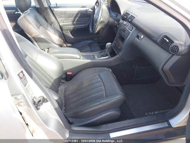 Продаж на аукціоні авто 2003 Mercedes-benz C 32 Amg, vin: WDBRF65JX3F422450, номер лоту: 12713361