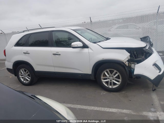 Продажа на аукционе авто 2014 Kia Sorento Lx, vin: 5XYKTDA75EG456483, номер лота: 12713372