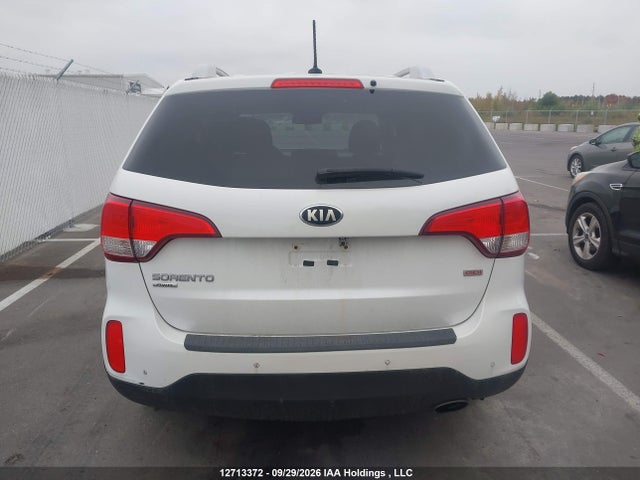 Продажа на аукционе авто 2014 Kia Sorento Lx, vin: 5XYKTDA75EG456483, номер лота: 12713372