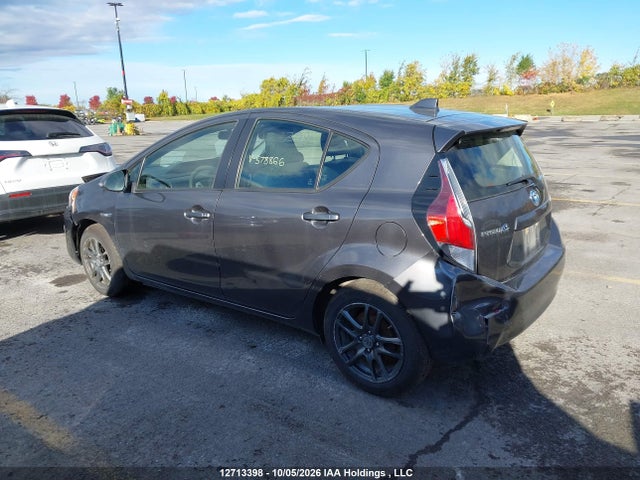 Toyota PRIUS C 2015 JTDKDTB30F1578866 Image 14