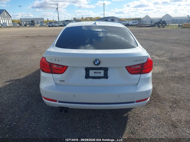 WBA8Z5C52GGS38105 BMW 328 Xigt Sulev