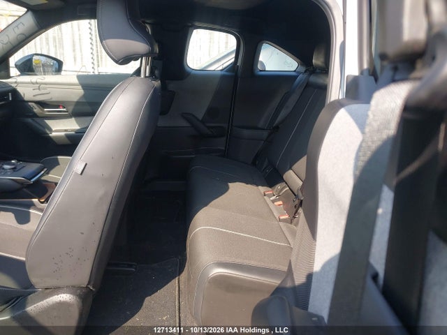 Aukcja sprzedaży 2023 Mazda Mx-30 Ev Gt, vin: JM1DRADBXP0200063, numer aukcji: 12713411