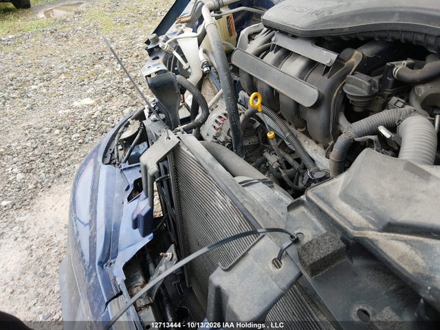 JN1BJ1CR0KW326678 Nissan Qashqai S/sl/sv