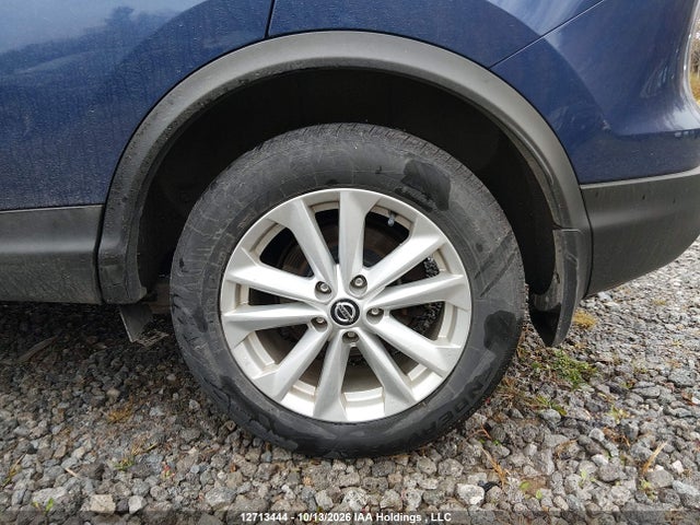 JN1BJ1CR0KW326678 Nissan Qashqai S/sl/sv