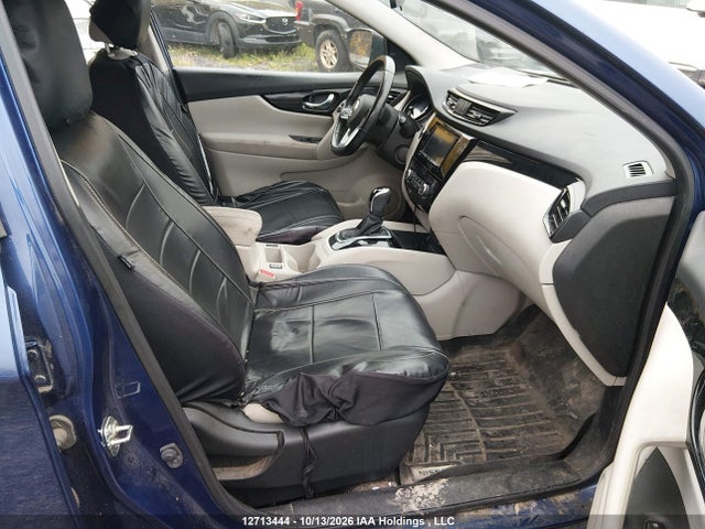 JN1BJ1CR0KW326678 Nissan Qashqai S/sl/sv
